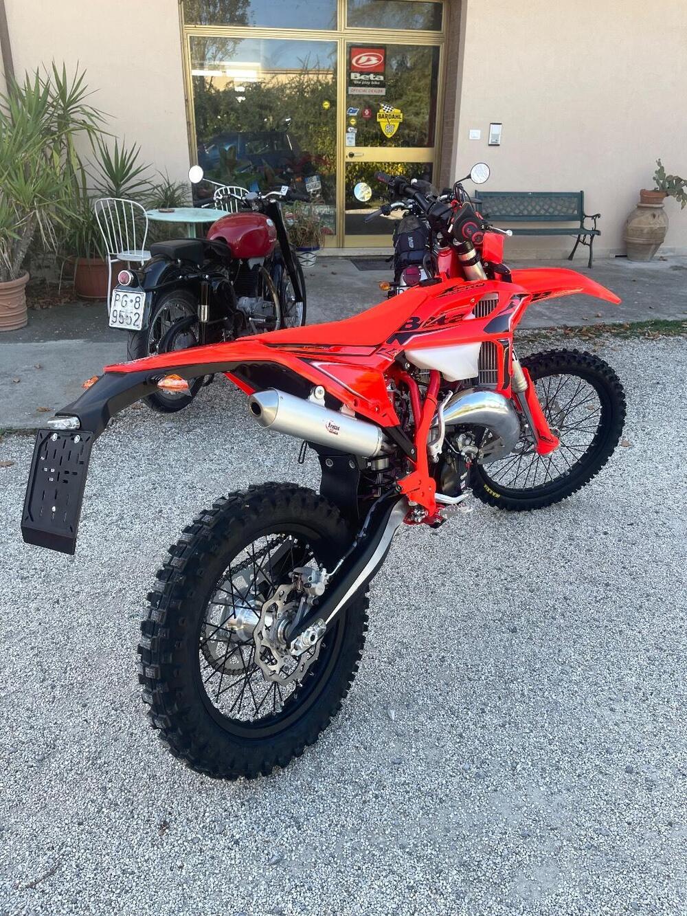 Betamotor RR X-PRO 125 2T Enduro (2026) (2)