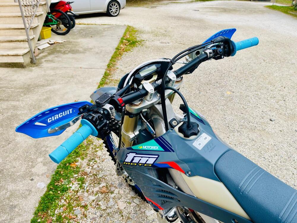 Tm Moto EN 300 Fi ES 2T (2026) (6)