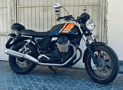 Moto Guzzi V7 II Special (2015 - 17) usata