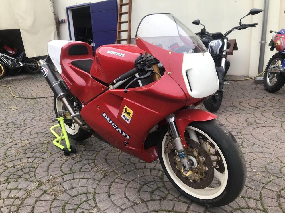 Ducati 888 racing