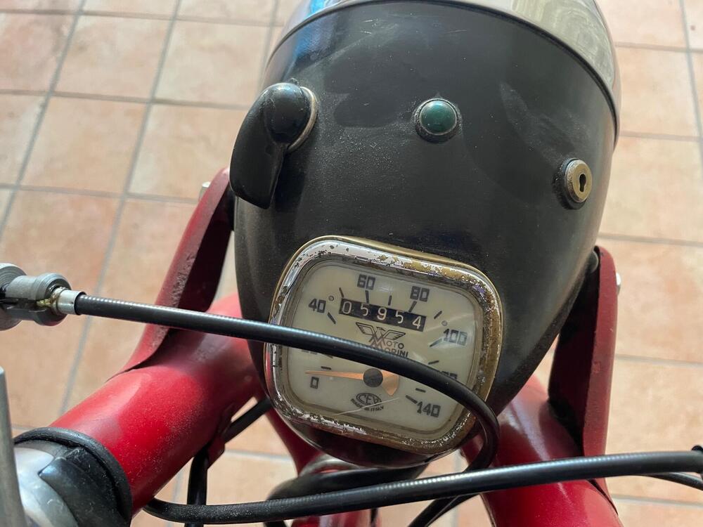 Moto Morini Corsaro 125 (2)