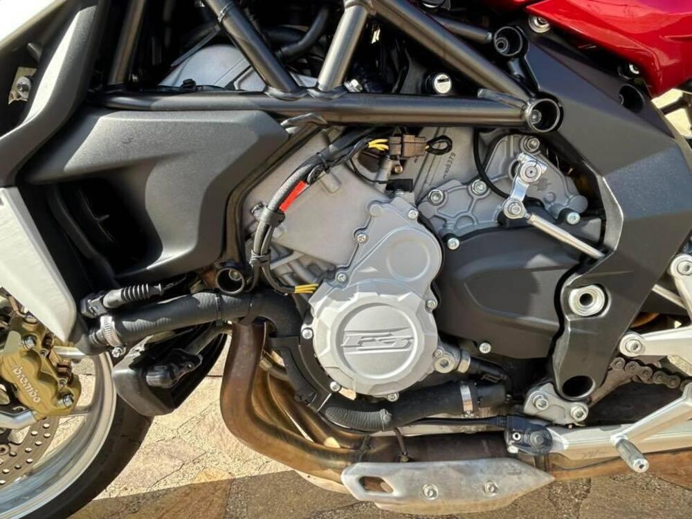 MV Agusta Brutale 800 (2012 - 15) (11)