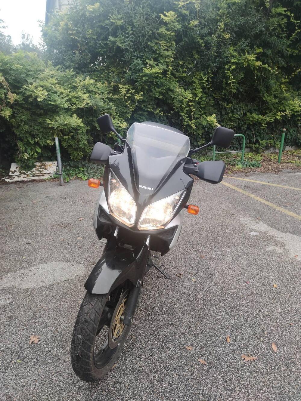 Suzuki V-Strom 1000 (2002 - 06) (4)