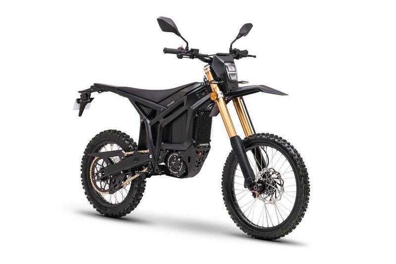 Talaria a Eicma 2025: debutta la Komodo stradale e il brand scende in pista nell&#039;area Enduro