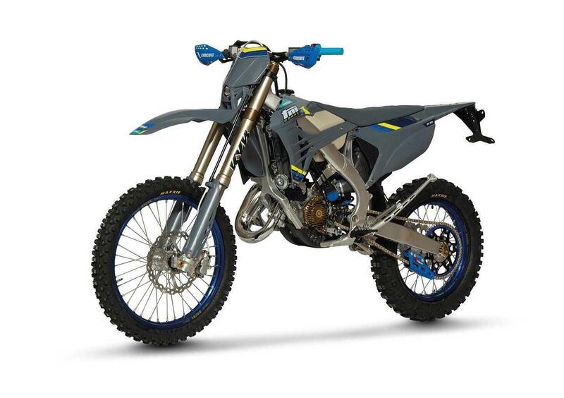 Tm Moto EN 125 EN 125 ES Fi 2T TM Corse (2026) (4)