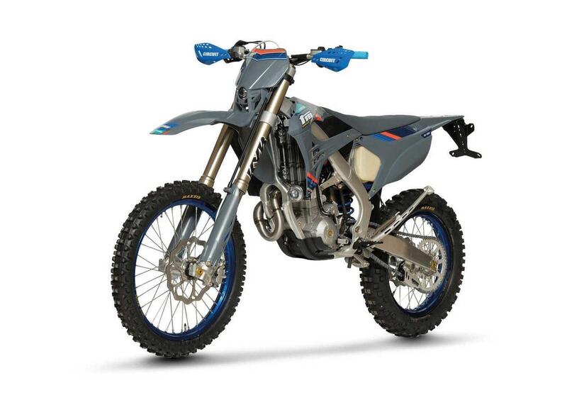 Tm Moto EN 250 F EN 250 ES Fi 4T (2026) (4)