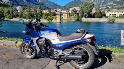 Kawasaki GPZ 900 R d&#039;epoca