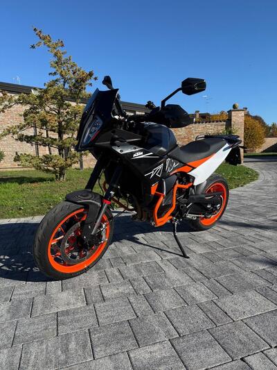 KTM 890 SMT (2023 - 26) usata