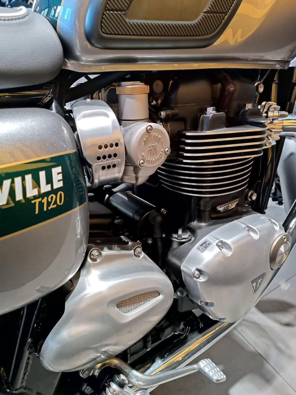 Triumph Bonneville T120 (2021 - 25) (7)