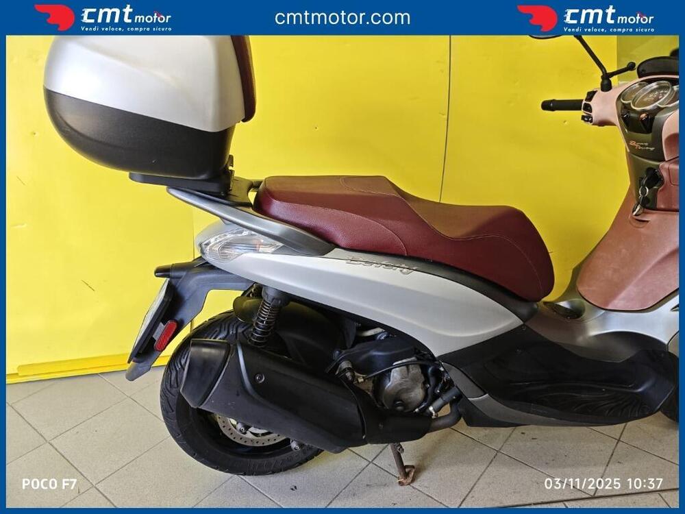 Piaggio Beverly 350 SportTouring ie ABS (2011 - 17) (6)