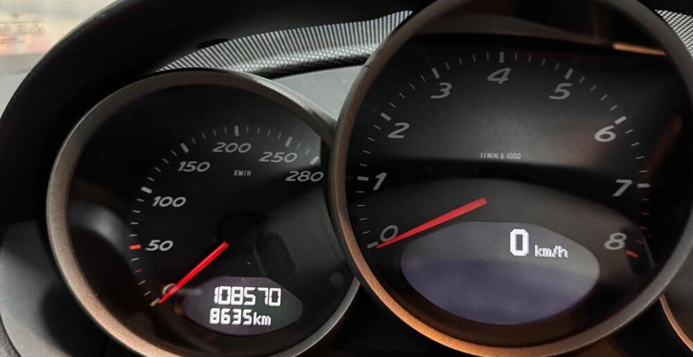 Porsche Cayman usata a Teramo (7)