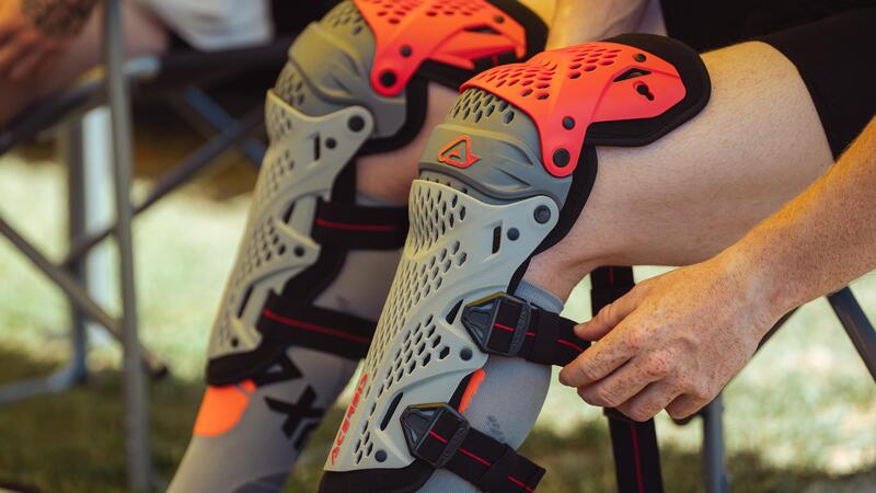 Nuovo ginocchiera Impact PRO Acerbis