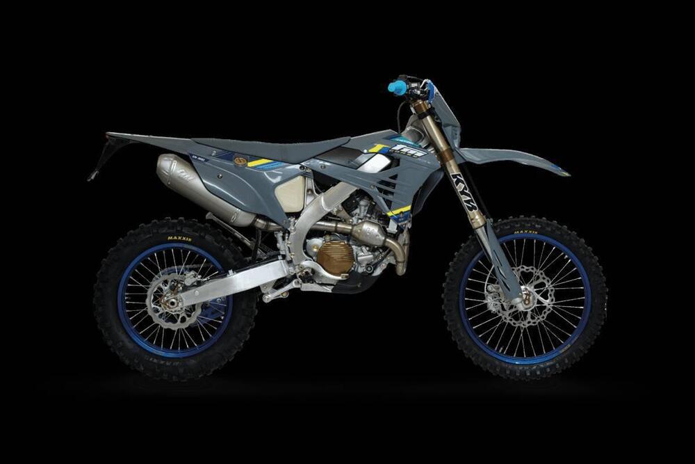 Tm Moto EN 300 ES Fi 4T TM Corse (2026) (3)