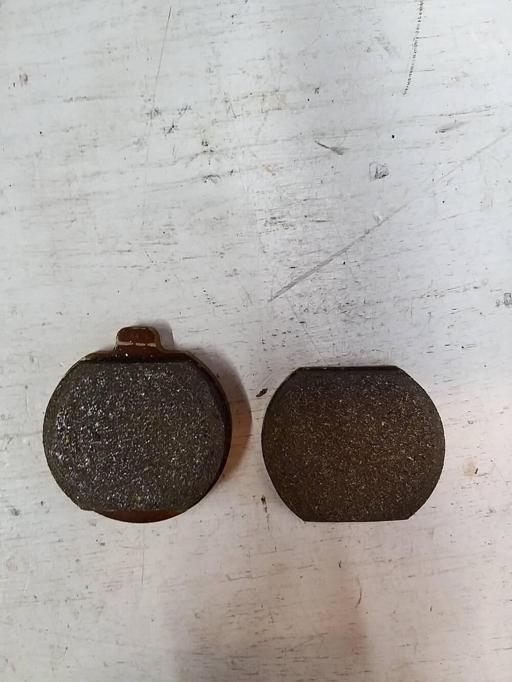 PASTIGLIR FRENO KAWASAKI (3)