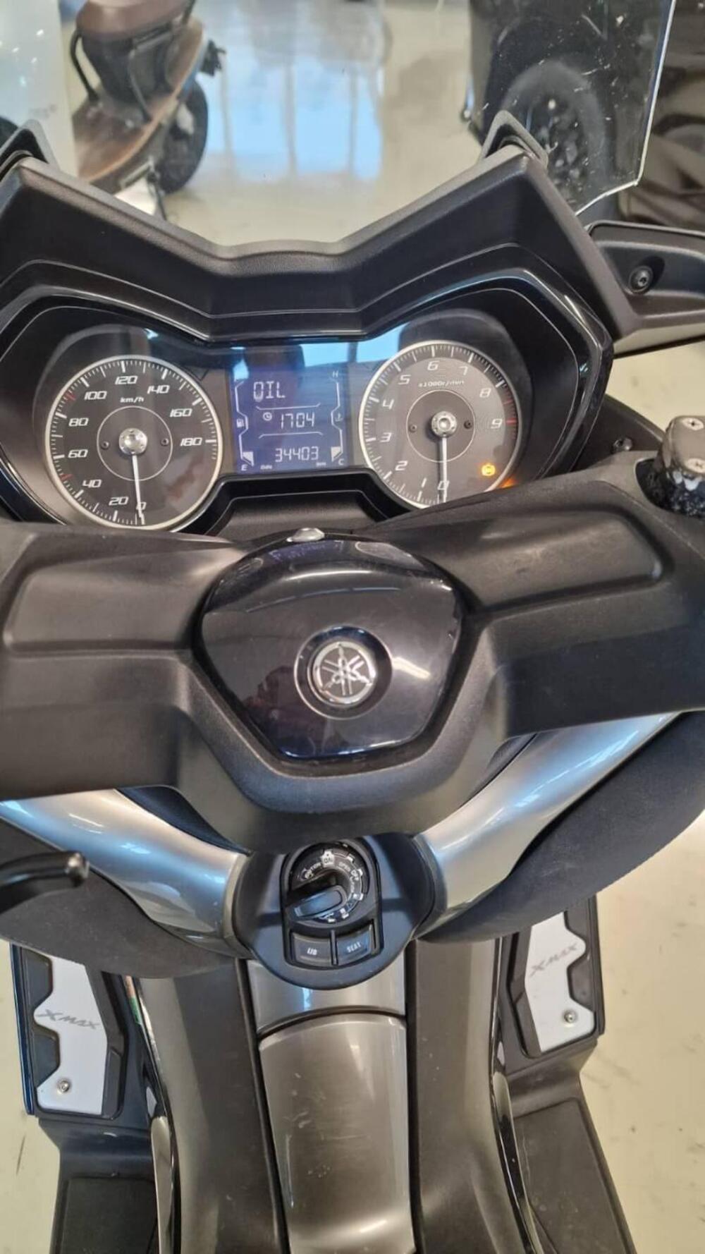 Yamaha X-Max 400 Tech Max (2020) (5)