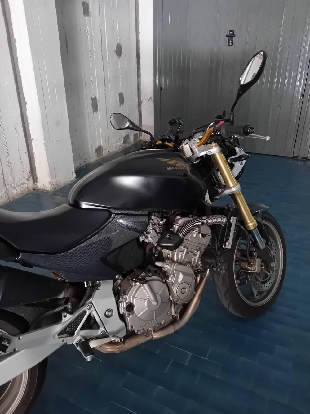 Honda Hornet 600 (2005 - 06) (3)