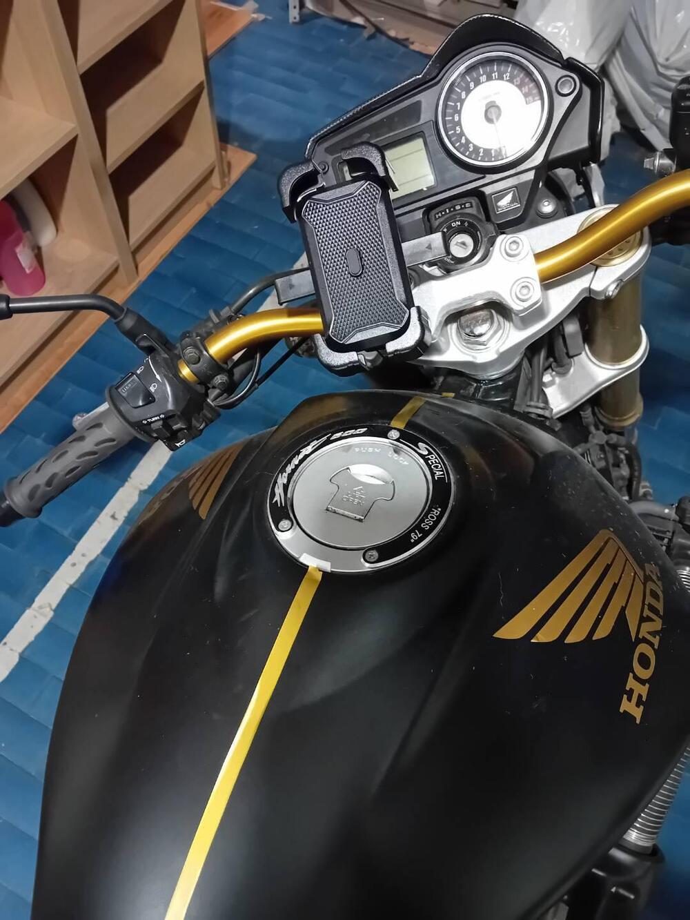 Honda Hornet 600 (2005 - 06) (6)