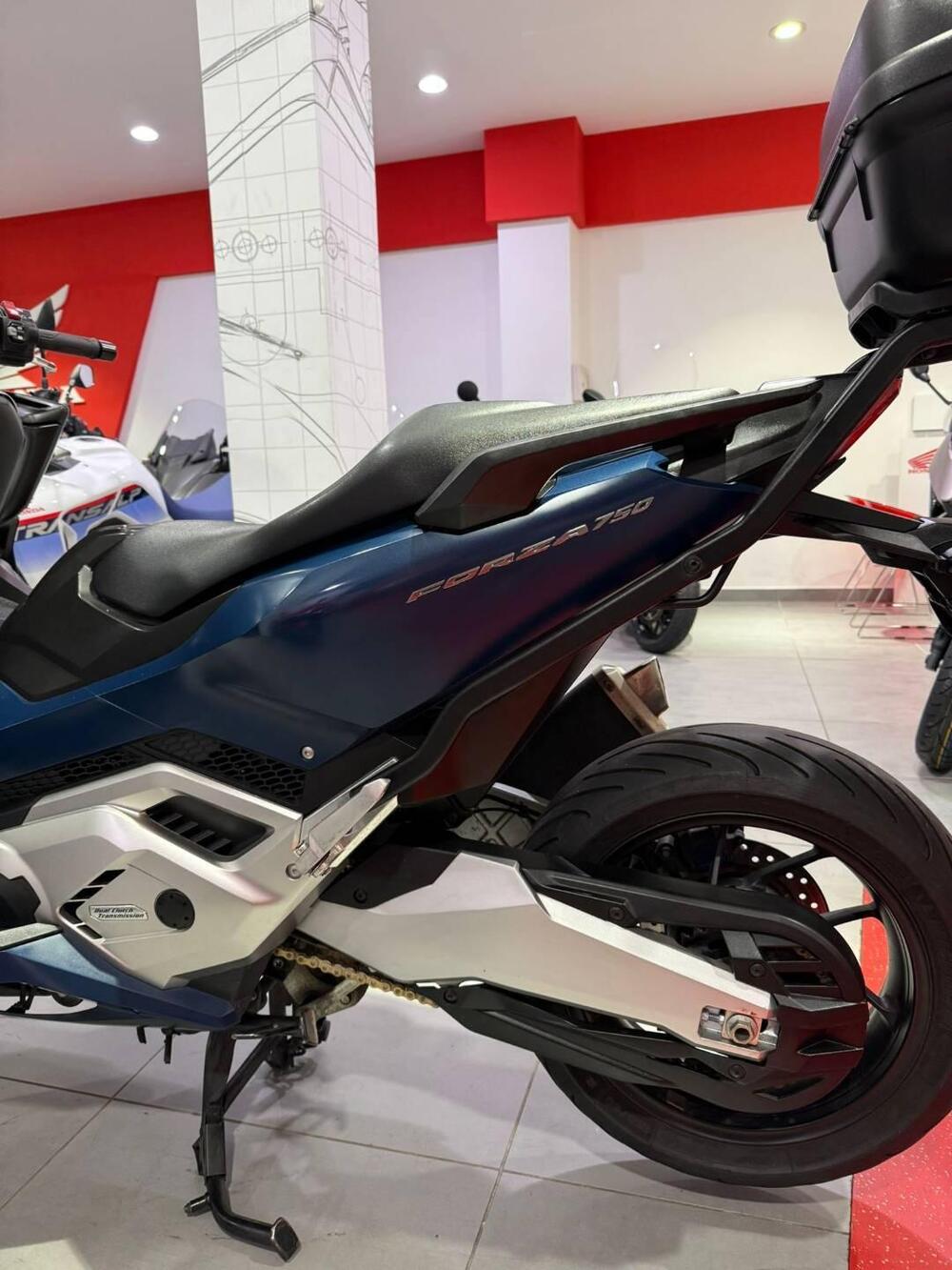 Honda Forza 750 DCT (2021 - 24) (6)