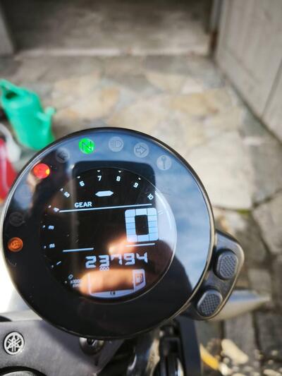 Yamaha XSR 700 XTribute (2021) usata