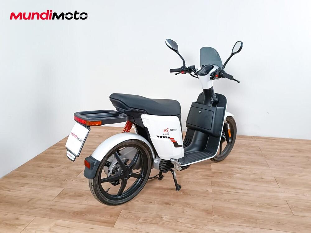 Askoll eS3 Evo 2.8 (2019 - 26) (3)