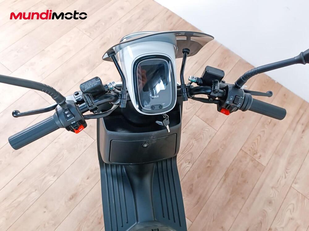 Askoll eS3 Evo 2.8 (2019 - 26) (11)