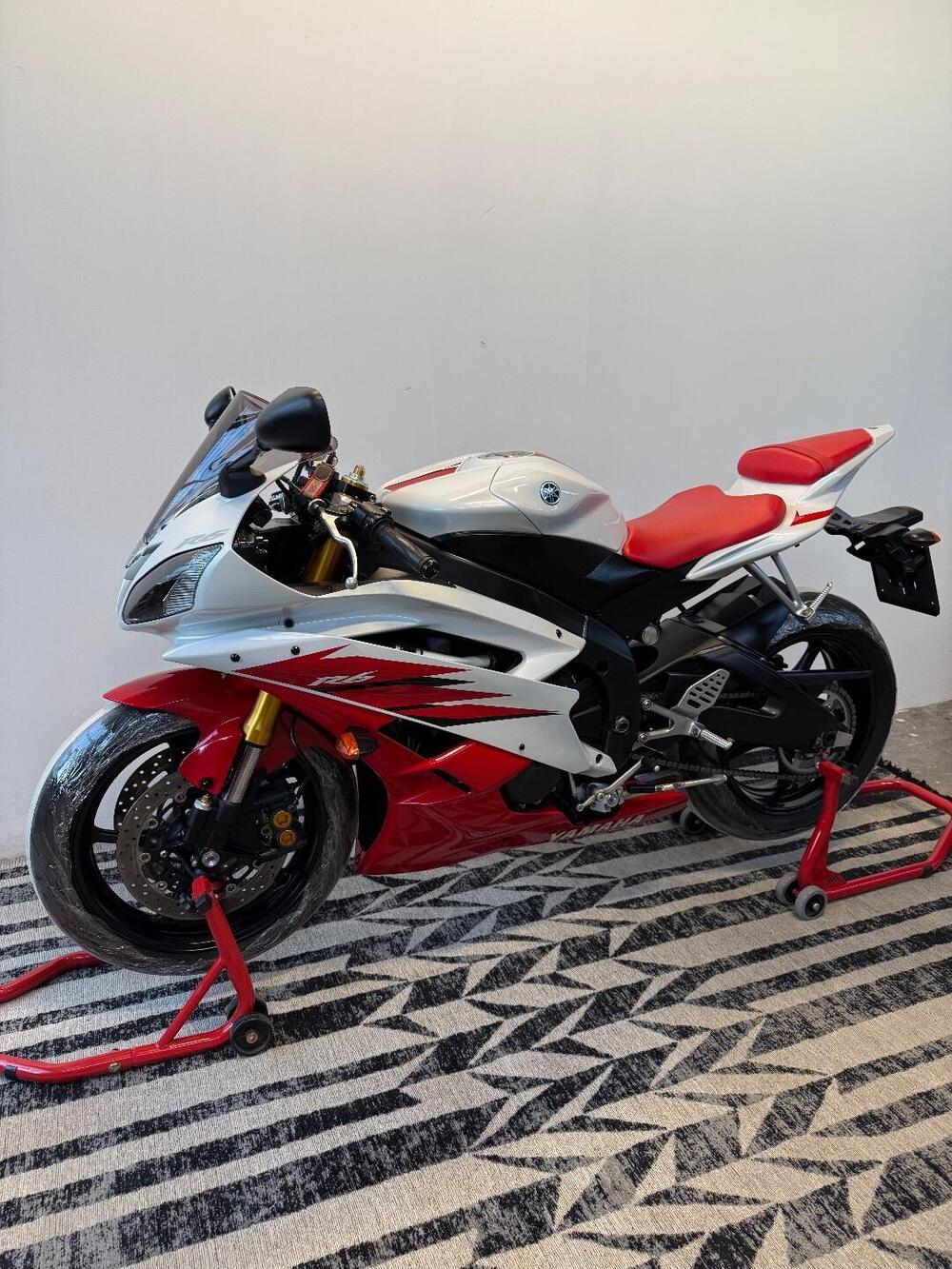 Yamaha YZF R6 (2006 - 07)