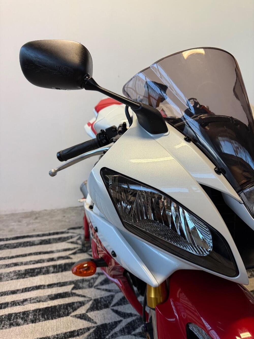 Yamaha YZF R6 (2006 - 07) (17)