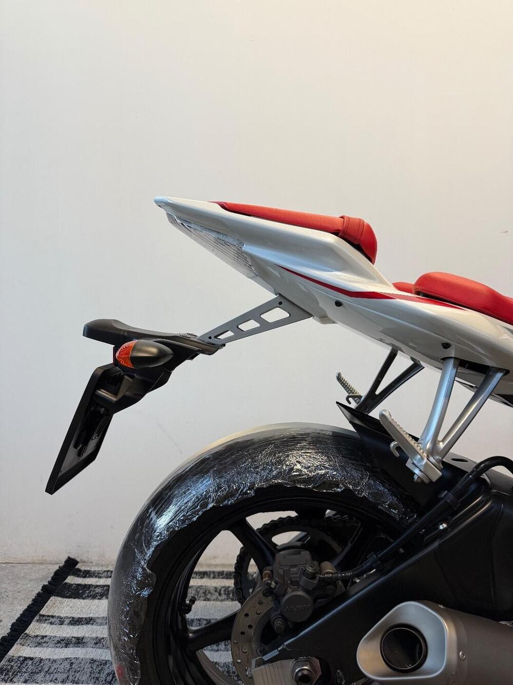 Yamaha YZF R6 (2006 - 07) (20)