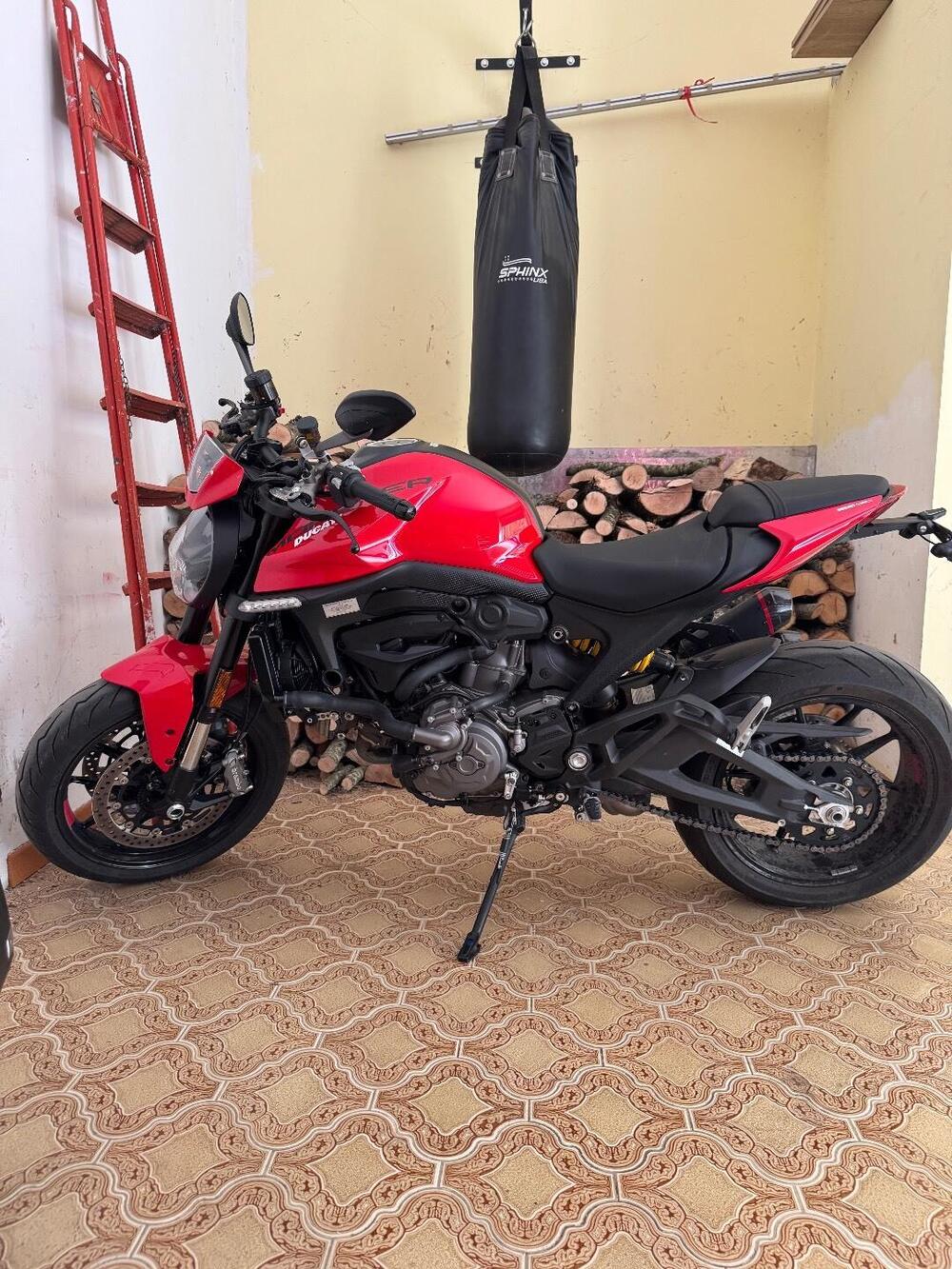 Ducati Monster 937 + (2021 - 25) (2)