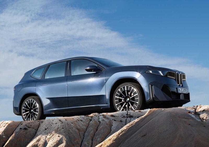 BMW iX3 (2025-->>) (6)