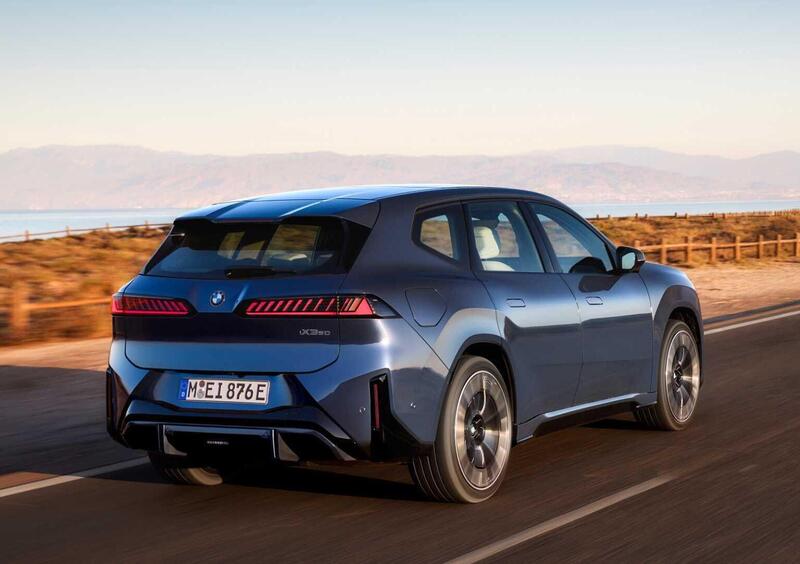 BMW iX3 (2025-->>) (7)