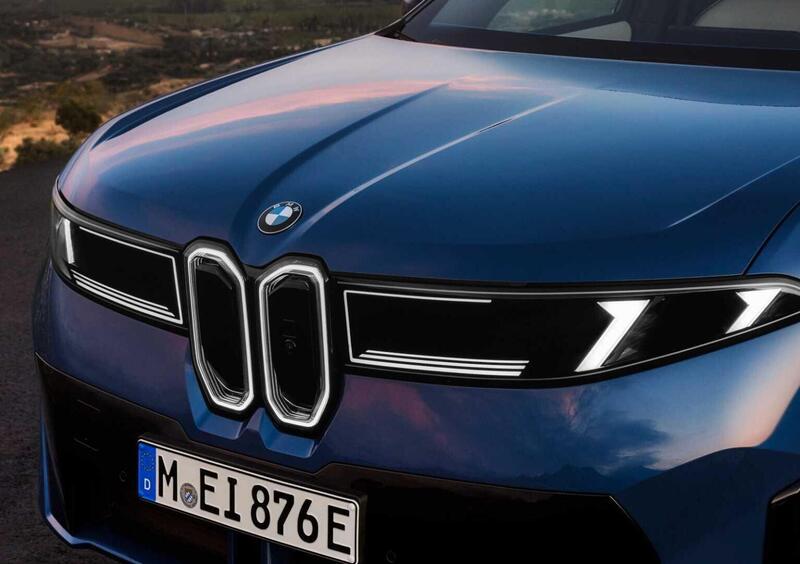 BMW iX3 (2025-->>) (20)