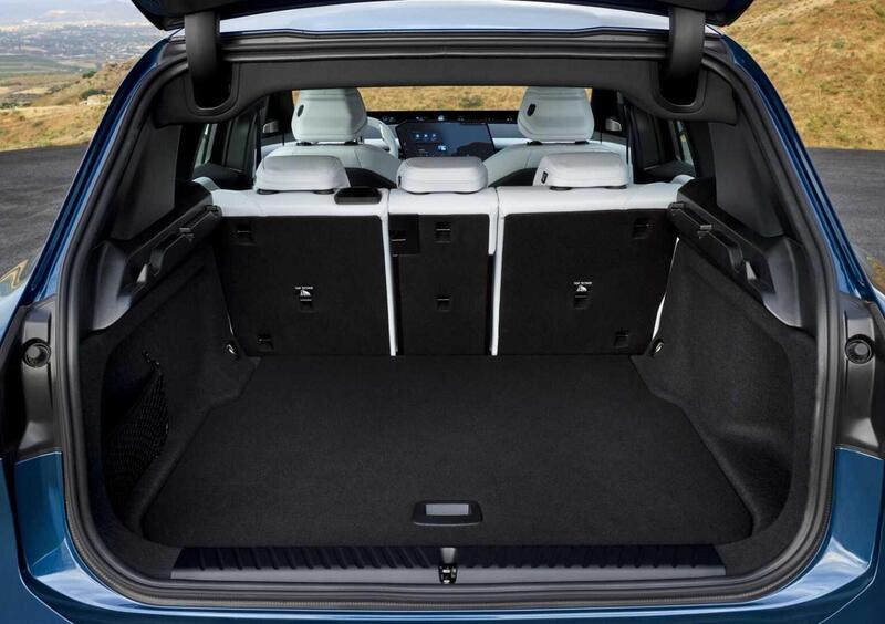 BMW iX3 (2025-->>) (18)