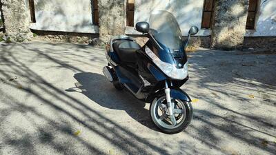 Piaggio X8 200 usata