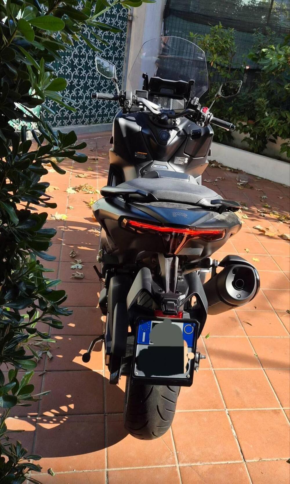 Yamaha T-Max 560 (2022 - 24) (3)