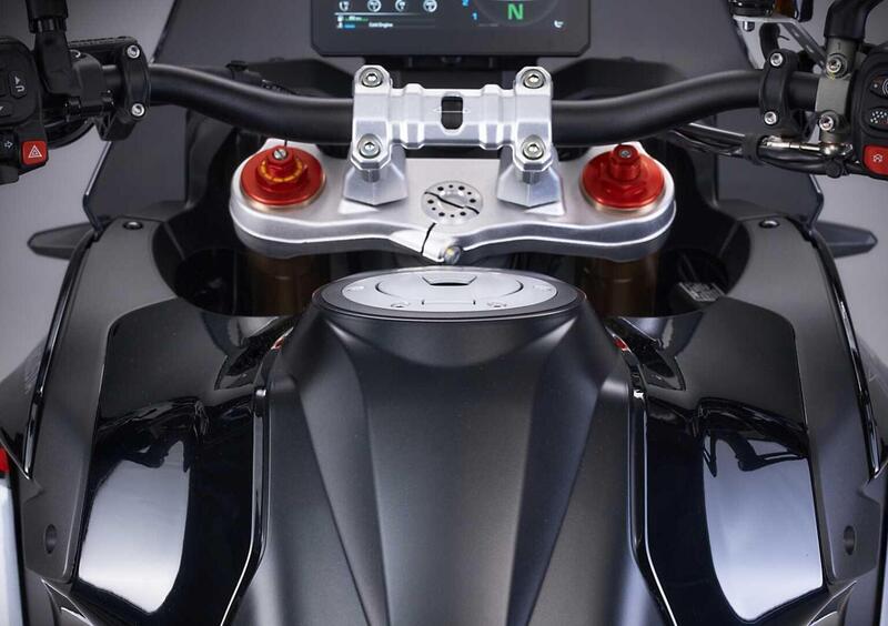 MV Agusta LXP LXP Enduro Veloce (2026) (18)