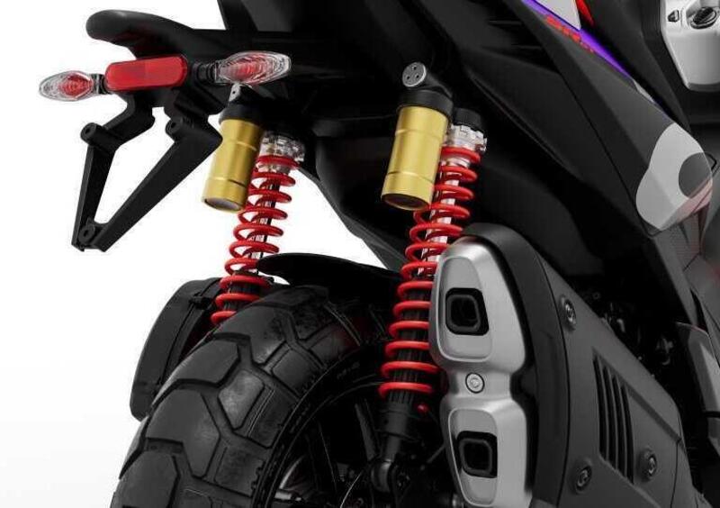 Aprilia SR GT 400 SR GT 400 Rally Replica (2026) (7)