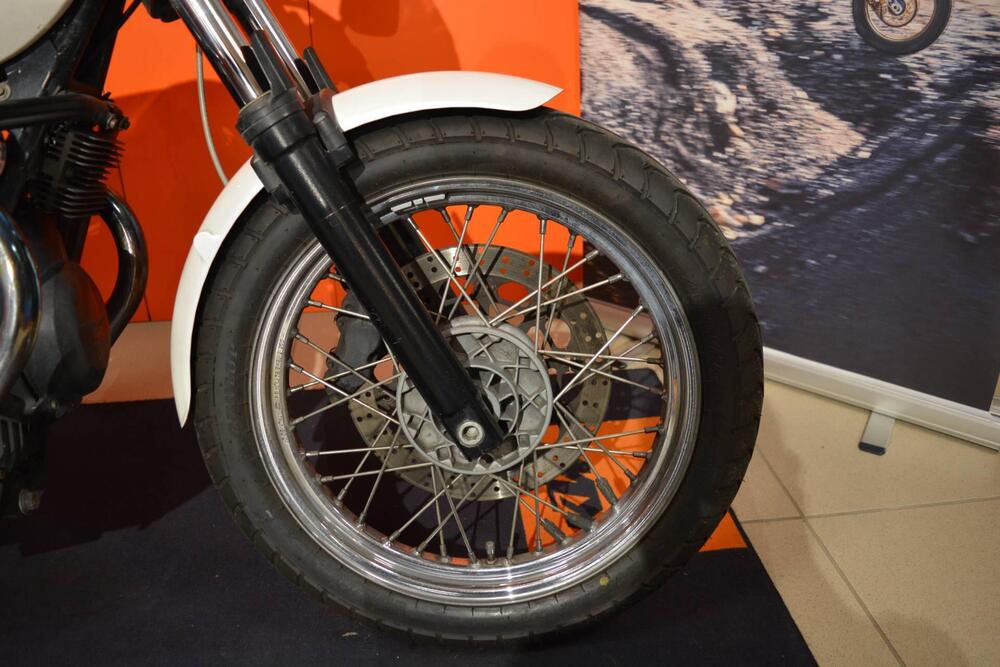 Moto Guzzi V7 Classic (2008 - 12) (13)