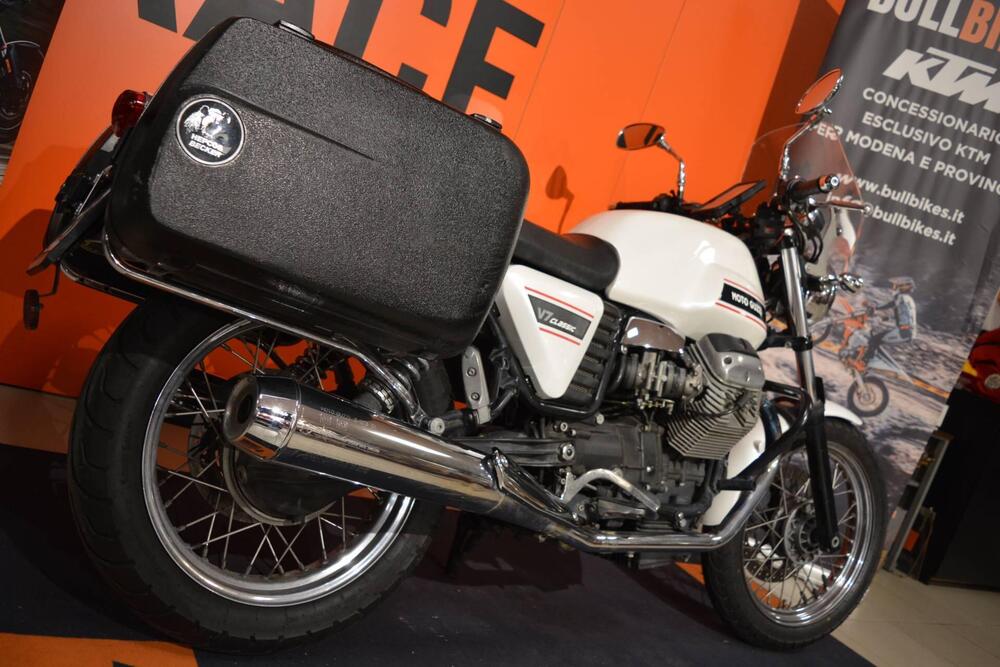 Moto Guzzi V7 Classic (2008 - 12) (6)