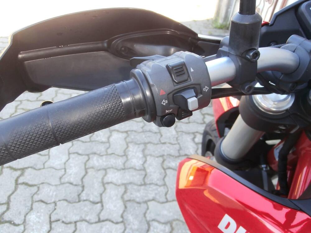 Ducati Hyperstrada 821 (2013 - 15) (18)