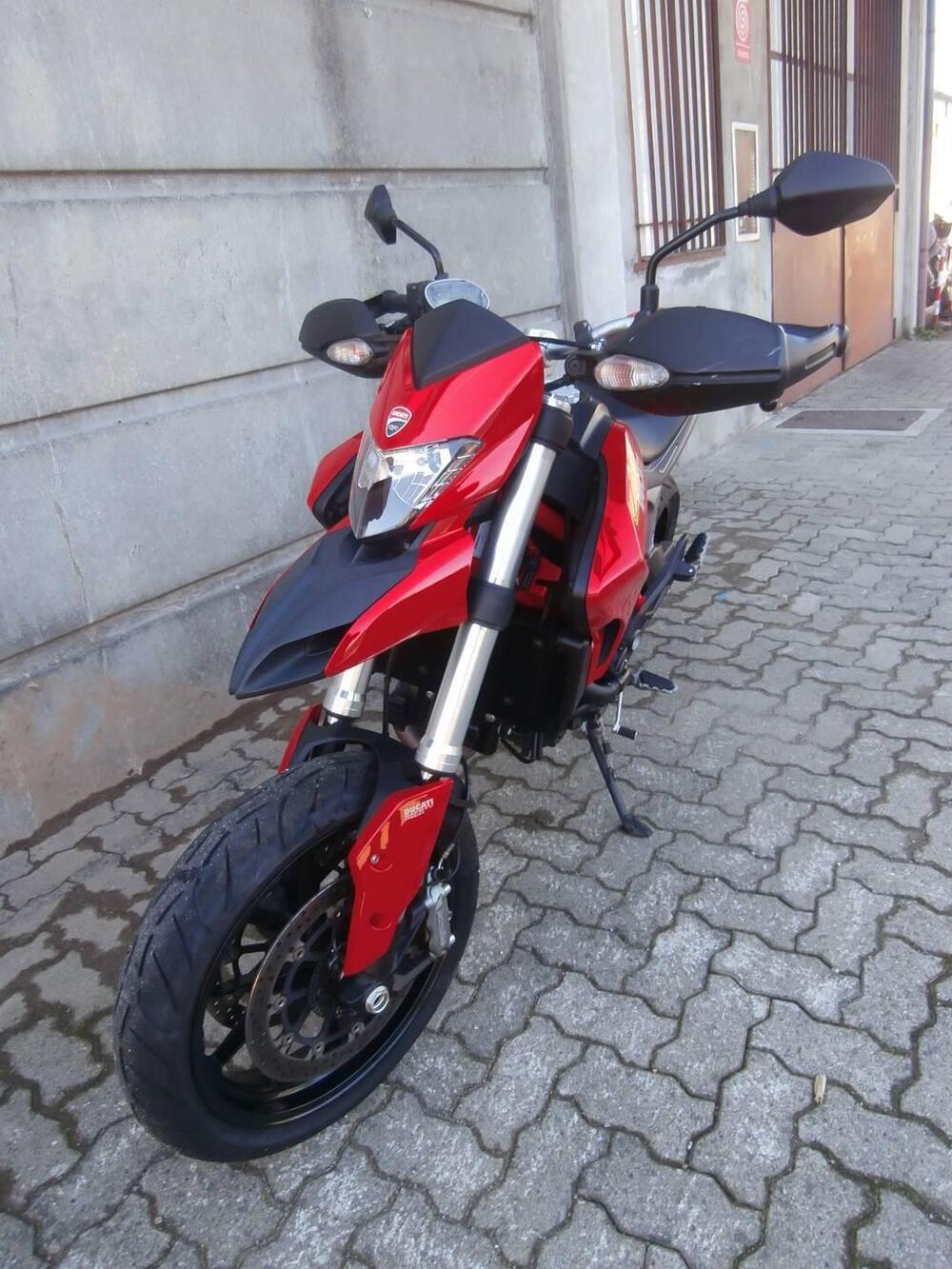 Ducati Hyperstrada 821 (2013 - 15) (6)