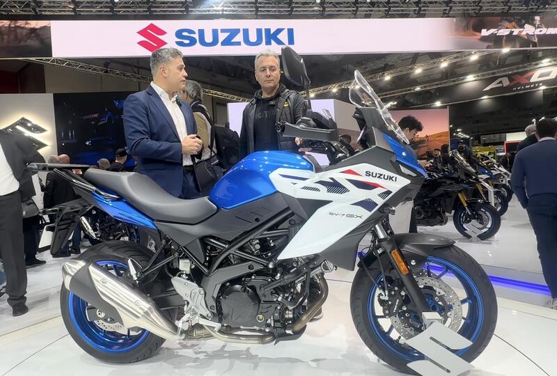 Suzuki SV-7 GX:  il ritorno del leggendario bicilindrico in versione crossover a EICMA 2025 [VIDEO]
