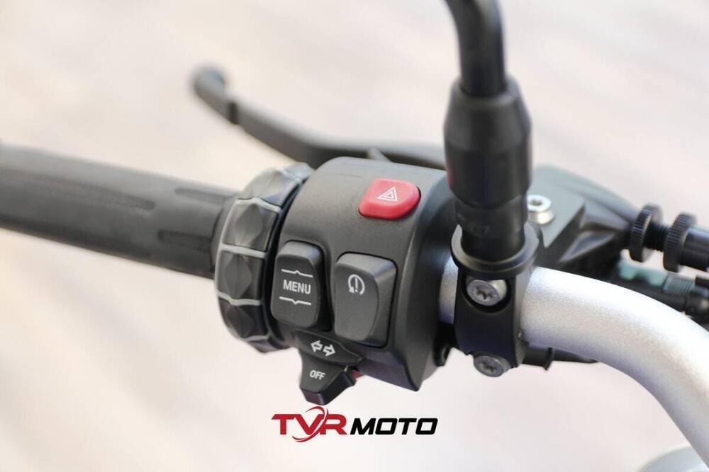 Bmw F 900 R (2021 - 24) (19)