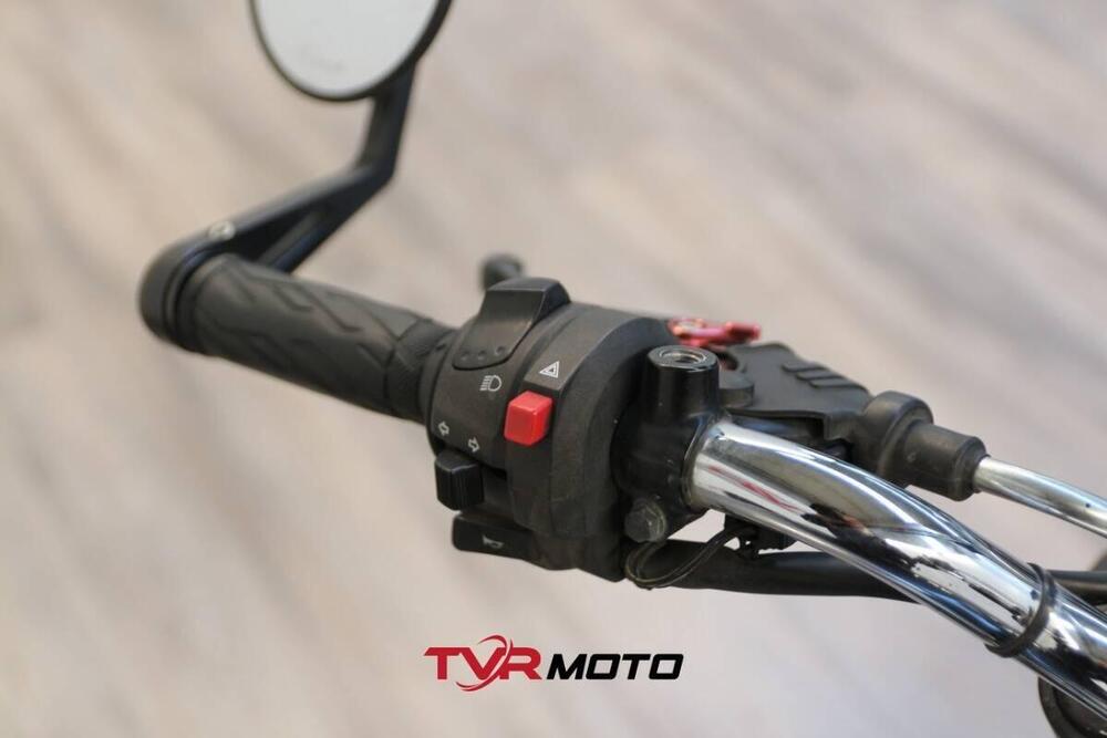 Suzuki Gladius 650 SFV (2009 - 15) (18)