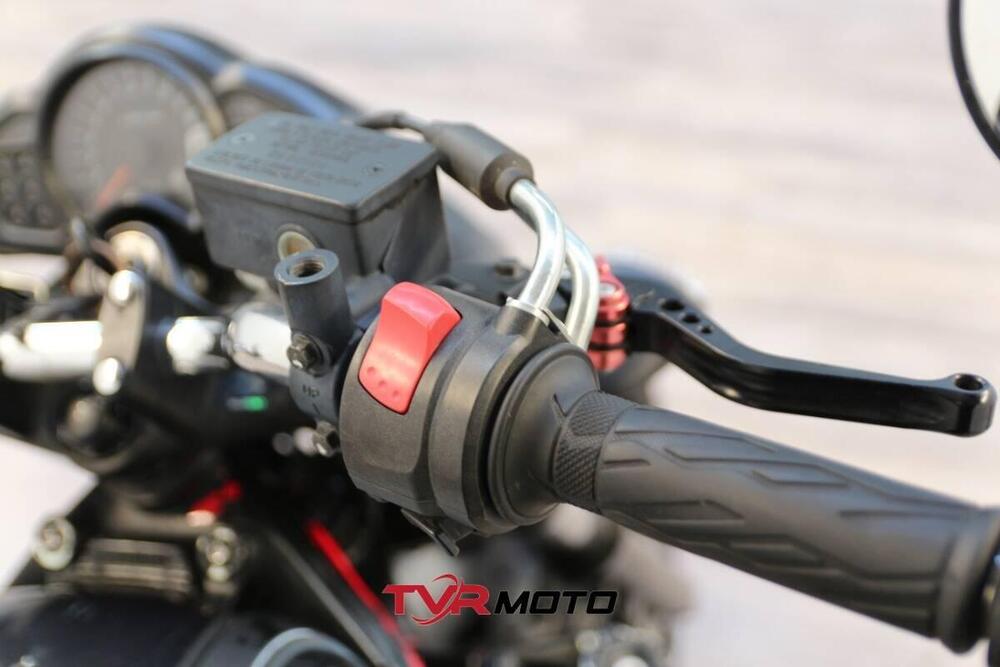 Suzuki Gladius 650 SFV (2009 - 15) (19)