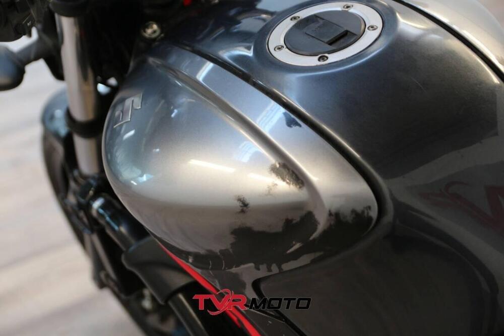 Suzuki Gladius 650 SFV (2009 - 15) (12)