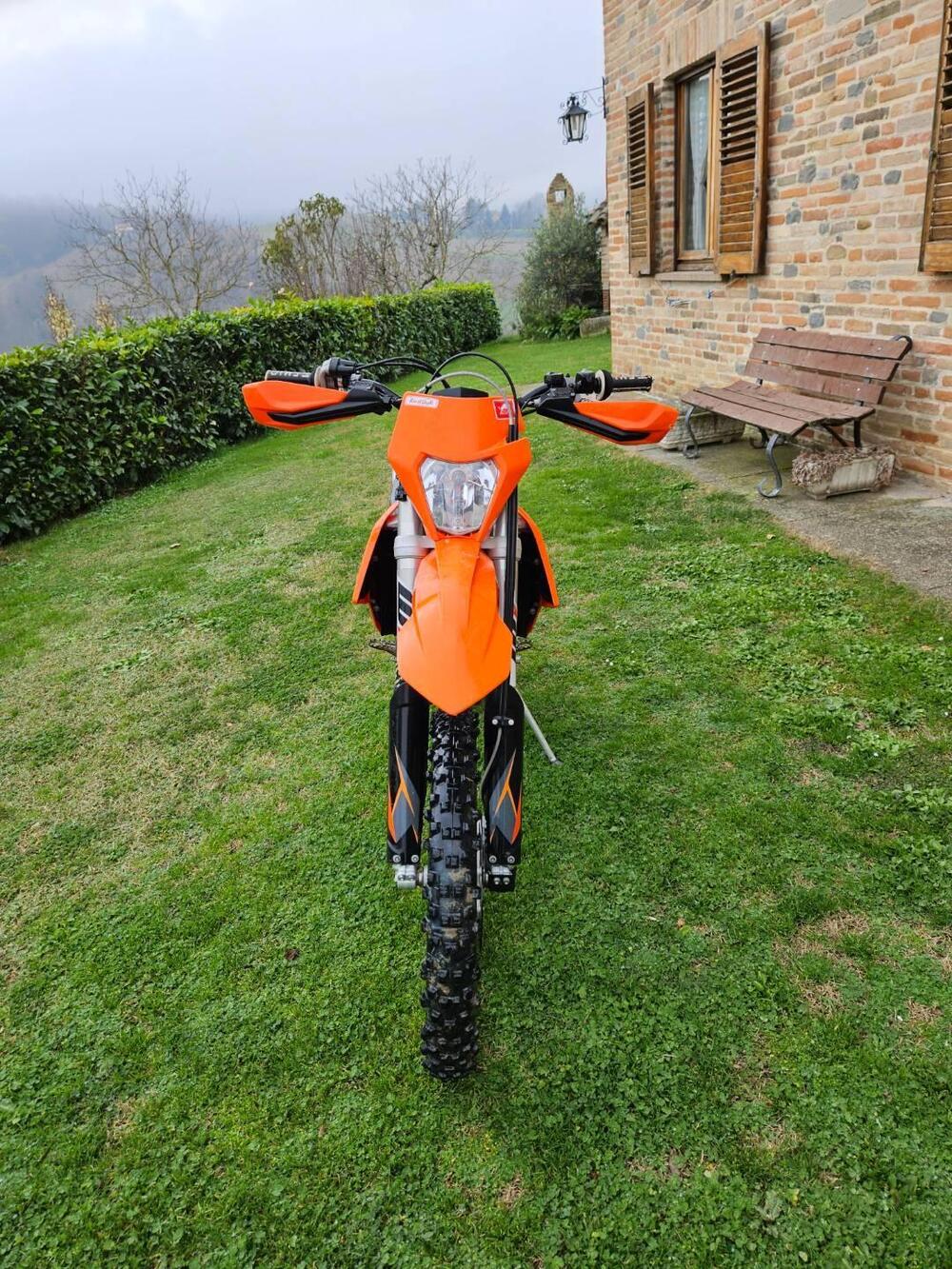 KTM 250 EXC-F (2021) (2)