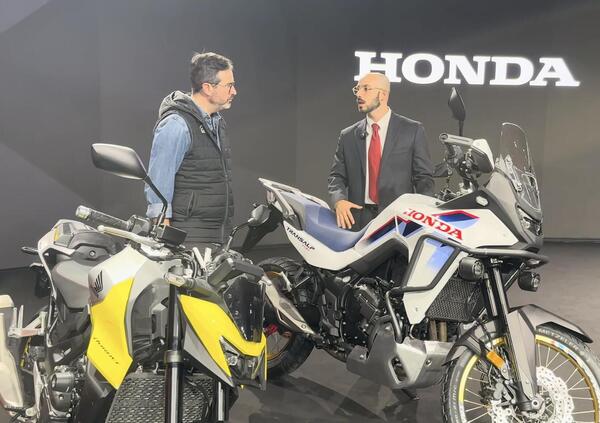 Honda Hornet 750 e Transalp con e-Clutch - Tecnologia e Versatilità | EICMA 2025 [VIDEO]