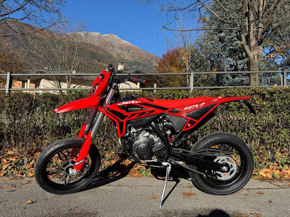 Betamotor RR 125 4T Motard T (2025 - 26) (4)