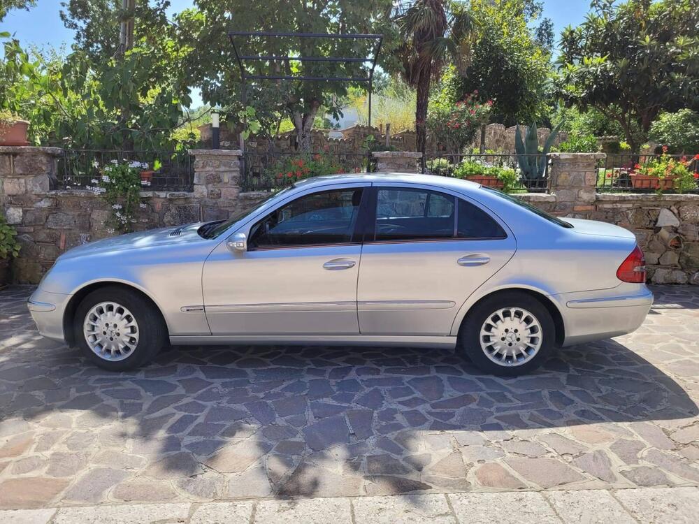 Mercedes-Benz Classe E usata a Avellino (2)